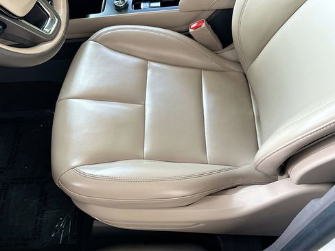 Used 2021 Lincoln Corsair FWD image 18