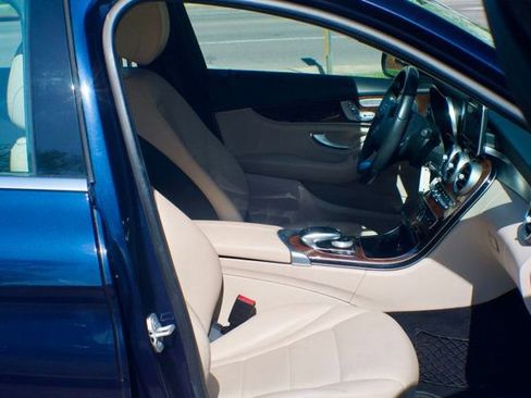 Used 2015 Mercedes-Benz C 300 4MATIC Sedan image 47