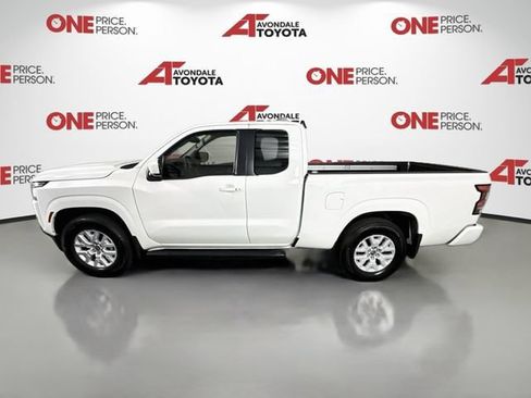 Used 2024 Nissan Frontier SV w/ SV Convenience Package RWD image 4
