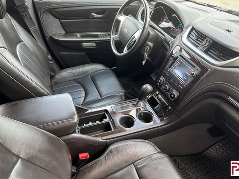 Used 2016 Chevrolet Traverse LTZ AWD/4WD image 22