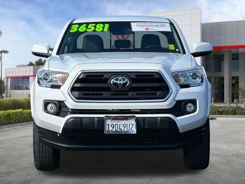 Certified 2019 Toyota Tacoma SR5 image 10