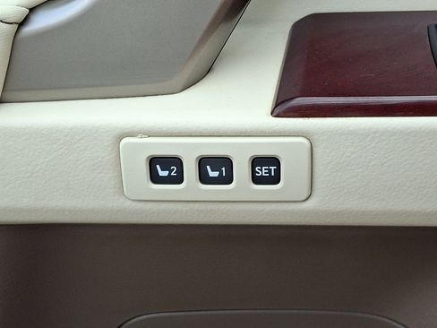 Used 2019 Lexus GX 460 Premium image 26