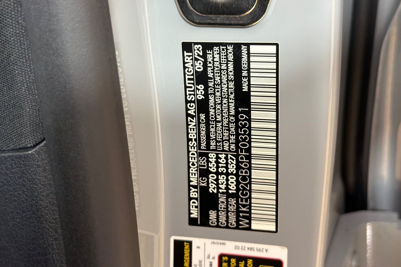 Used 2023 Mercedes-Benz EQE 500 4MATIC Sedan image 27