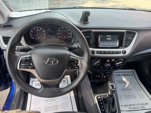 Used 2020 Hyundai Accent SE FWD image 8