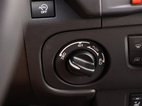 Certified 2025 Nissan Frontier PRO-4X w/ Pro Premium Package AWD/4WD image 20