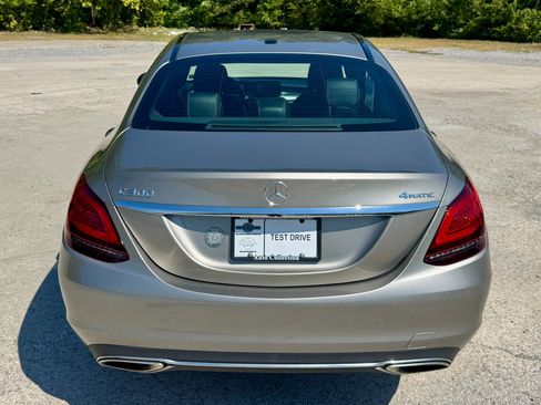 Used 2019 Mercedes-Benz C 300 4MATIC Sedan image 6