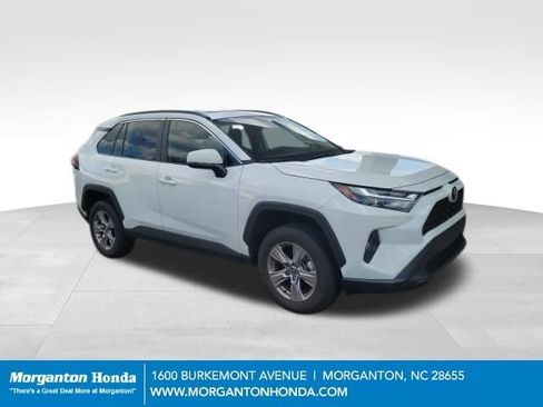Used 2025 Toyota RAV4 XLE w/ Convenience Package FWD image 1