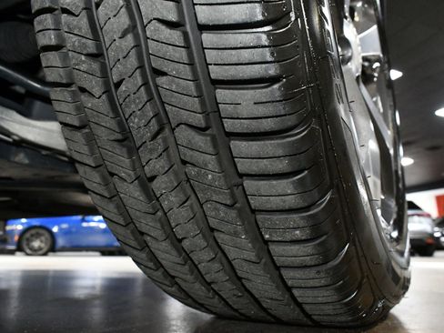 Used 2019 Jeep Cherokee Limited image 69