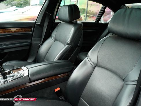 Used 2015 BMW 750Li xDrive w/ M Sport Edition AWD/4WD image 19