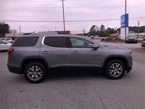 Used 2020 GMC Acadia SLT image 9