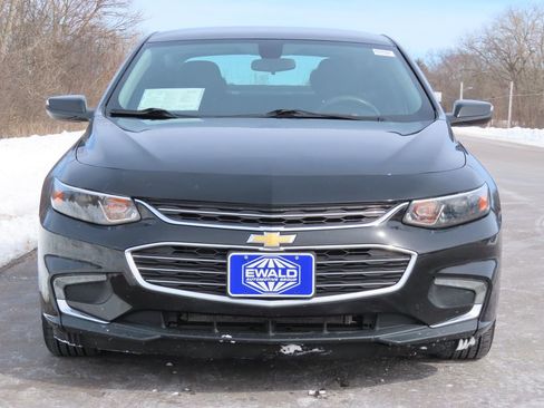 Used 2017 Chevrolet Malibu LT image 12