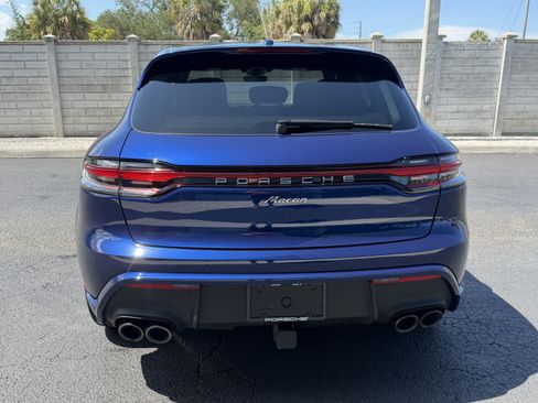 Certified 2023 Porsche Macan AWD/4WD image 12