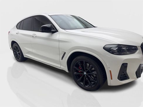 Used 2022 BMW X4 M40i image 12