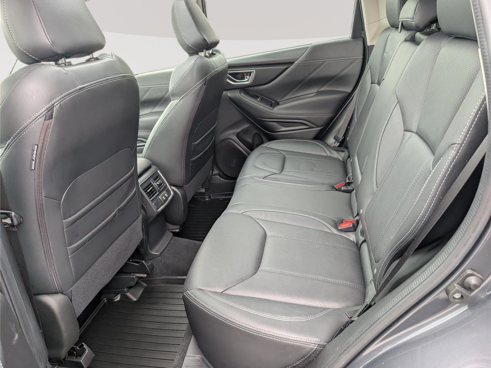 Used 2020 Subaru Forester Limited w/ Popular Package #3 AWD/4WD image 16