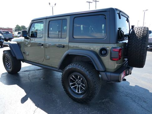 Used 2025 Jeep Wrangler Unlimited Sport AWD/4WD image 8