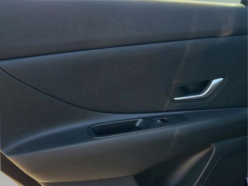 New 2026 Hyundai Elantra SE image 20