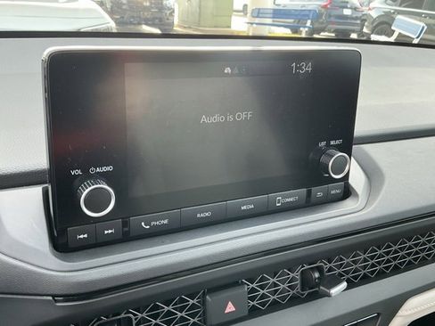 Used 2025 Honda Accord SE image 25