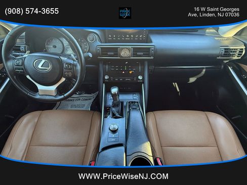 Used 2017 Lexus IS 300 F Sport image 19