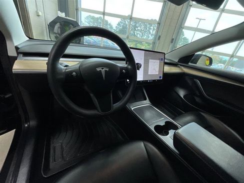 Used 2021 Tesla Model 3 Standard Range Plus RWD image 13