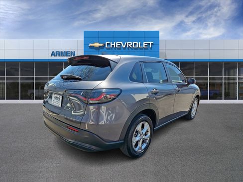 Used 2023 Honda HR-V LX image 5