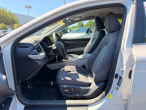 Used 2024 Toyota Camry LE FWD image 20