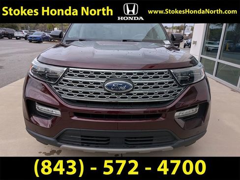 Used 2022 Ford Explorer Limited w/ Equipment Group 301A image 9
