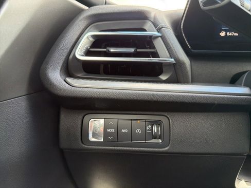 New 2026 Chevrolet Traverse LT image 33