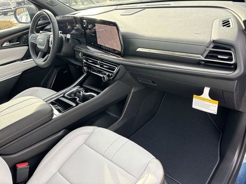 New 2026 Chevrolet Traverse High Country FWD image 30