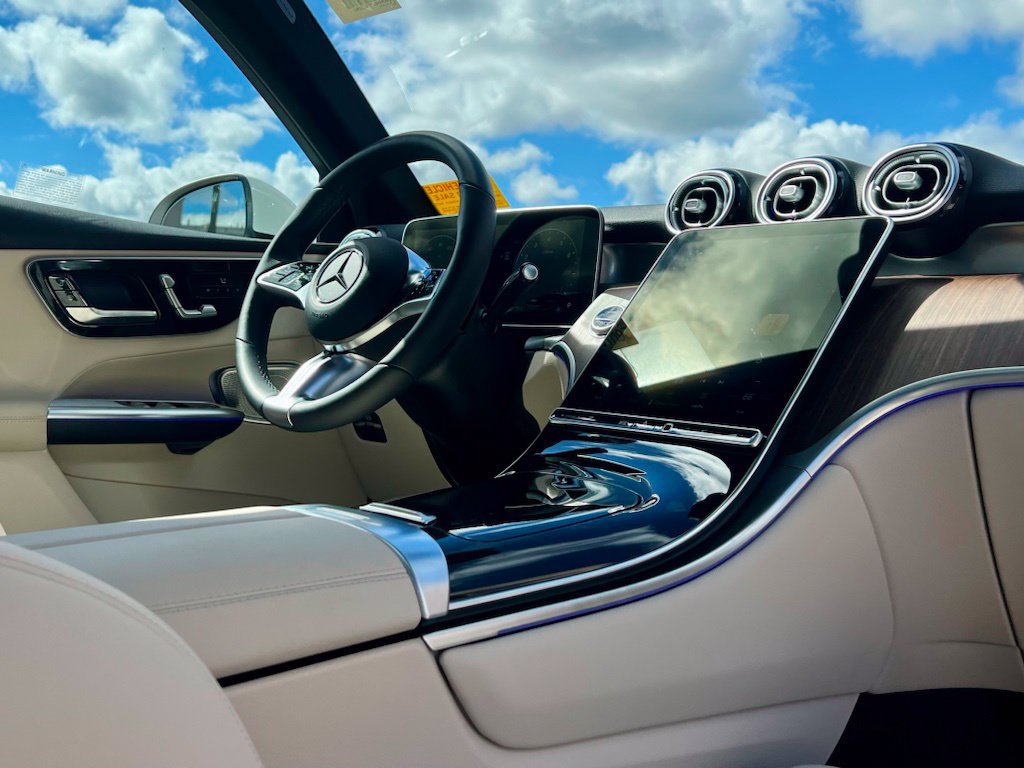 Certified 2026 Mercedes-Benz GLC 300 4MATIC image 10