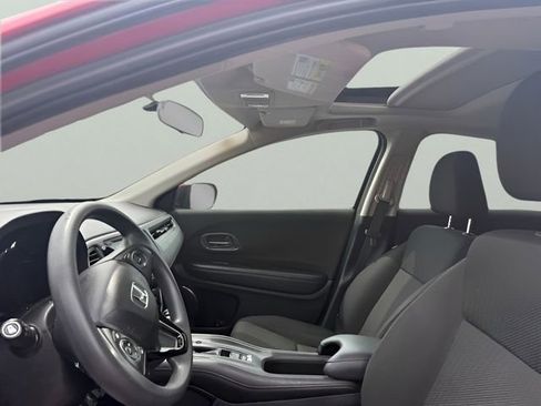 Used 2018 Honda HR-V EX image 13