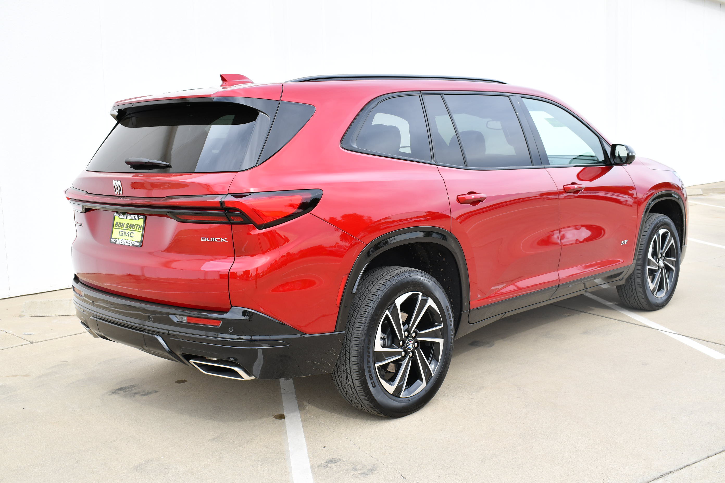 Used 2026 Buick Enclave Sport Touring FWD image 5