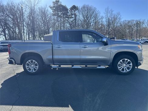 Used 2025 Chevrolet Silverado 1500 LTZ w/ LTZ Premium Package image 14