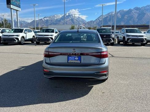 Used 2026 Volkswagen Jetta S FWD image 12