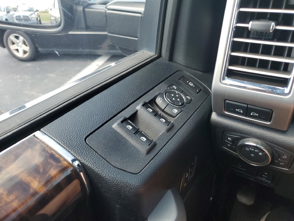 Used 2017 Ford F350 Platinum w/ FX4 Off-Road Package AWD/4WD image 20