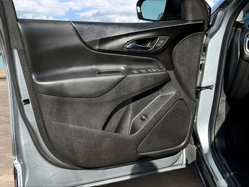 Used 2024 Chevrolet Equinox LT image 22