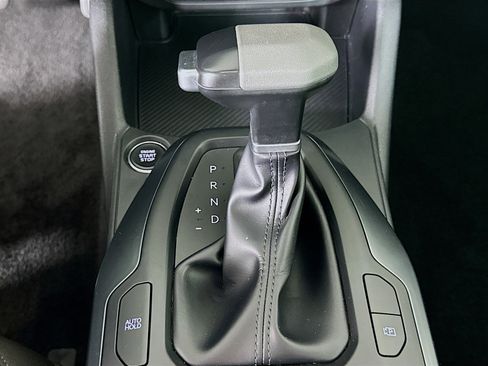 Used 2025 Kia K4 LXS image 24