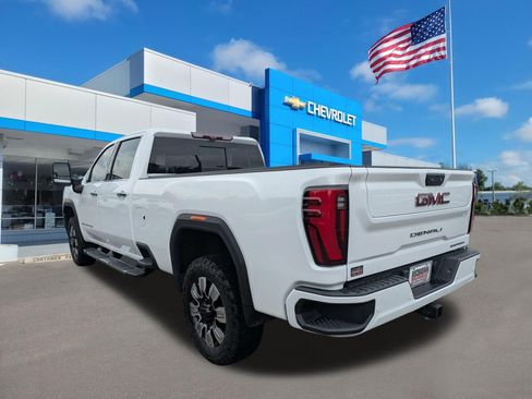Used 2024 GMC Sierra 3500 Denali w/ Denali Reserve Package AWD/4WD image 5