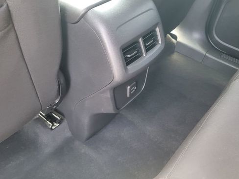 Used 2020 Chevrolet Equinox LT w/ Driver Convenience Package FWD image 26