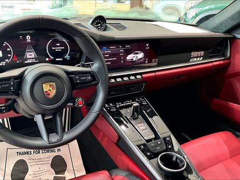 Used 2025 Porsche 911 Carrera RWD image 9