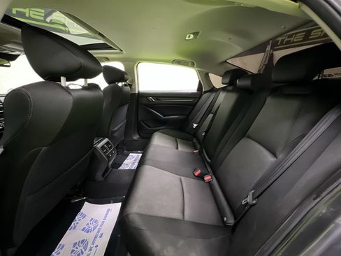 Used 2021 Honda Accord EX image 27