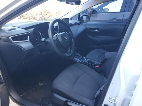 Used 2021 Toyota Corolla LE FWD image 7