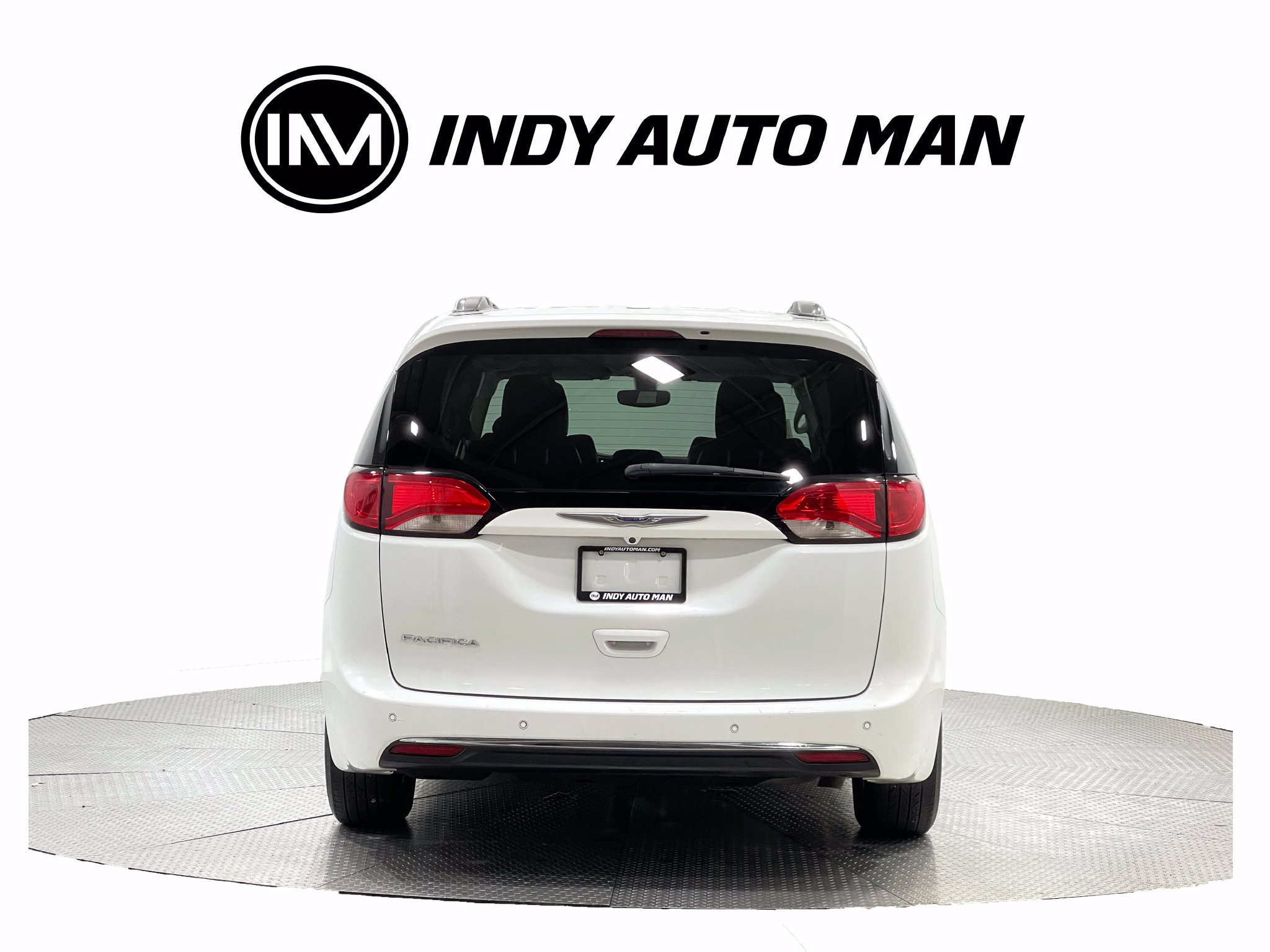 Used 2019 Chrysler Pacifica Touring-L FWD image 5