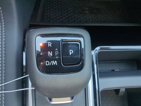 New 2025 Nissan Pathfinder Platinum w/ Cargo Package image 21