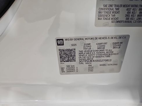 Certified 2025 GMC Sierra 1500 Elevation image 41