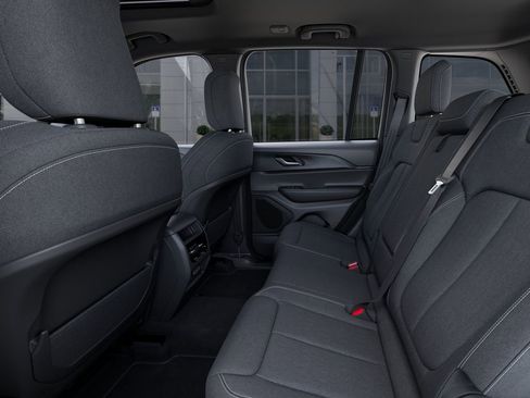 New 2025 Jeep Grand Cherokee Laredo X w/ Luxury Tech Group I AWD/4WD image 23