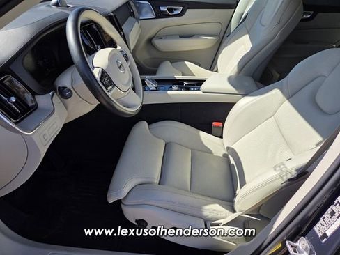 Used 2021 Volvo XC60 T8 Inscription w/ Protection Package Premier image 10