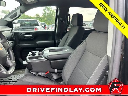 Used 2024 Chevrolet Silverado 1500 Custom w/ LPO, Dark Essentials Package AWD/4WD image 13