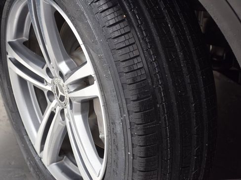 Certified 2022 Mercedes-Benz GLC 300 image 29