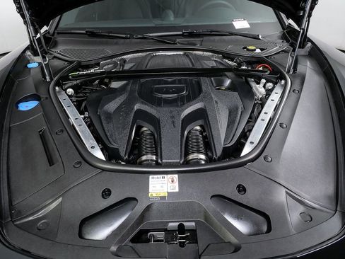 Certified 2023 Porsche Panamera Platinum Edition image 37