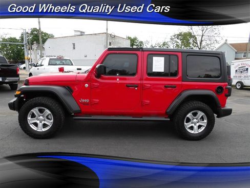 Used 2019 Jeep Wrangler Unlimited Sport S AWD/4WD image 8